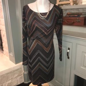 Nally and Millie USA chevron pattern knit LS DRESS